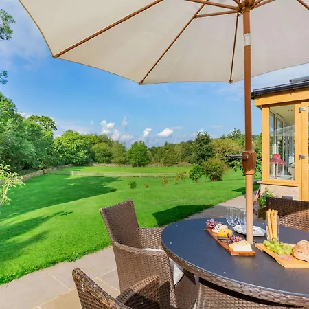 2 Bed In Pateley Bridge 89622 Holiday home *