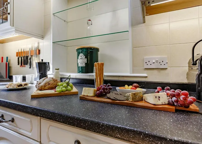 2 Bed In Harrogate Oc-89622 * Summer Bridge